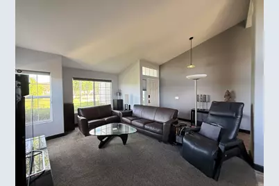 4964 Skyhawk Way, Oceanside, CA 92056 - Photo 9