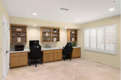 5545 Coral Reef Avenue, La Jolla, CA 92037 - Photo 15