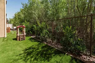 203 Silver Fir Ct, Vista, CA 92083 - Photo 27