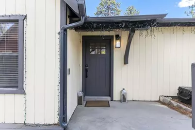 131 E Aeroplane Boulevard, Big Bear City, CA 92314 - Photo 31