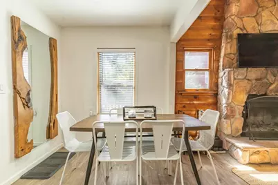 131 E Aeroplane Boulevard, Big Bear City, CA 92314 - Photo 9