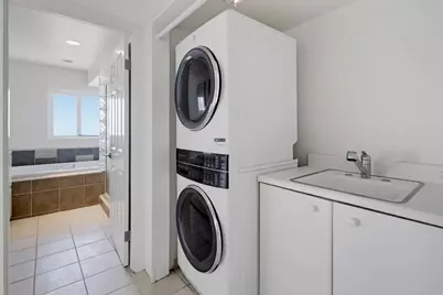1660 62 Neptune Avenue, Encinitas, CA 92024 - Photo 25