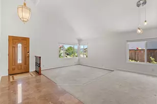 10661 Bernabe Dr, San Diego, CA 92129 - Photo 7