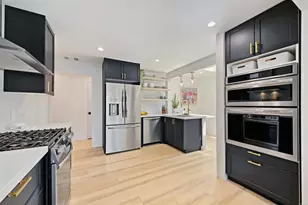 1319 Knowles Ave, Carlsbad, CA 92008 - Photo 9