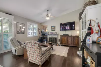 1061 Via Carina, Vista, CA 92081 - Photo 15