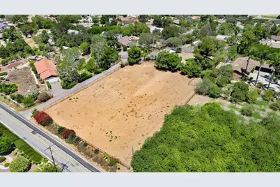 2020 Winterwarm Drive, Fallbrook, CA 92028 - Photo 5