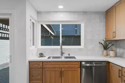 917 Intrepid Court, Del Mar, CA 92014 - Photo 3
