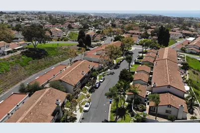 6854 Maple Leaf Dr, Carlsbad, CA 92011 - Photo 53