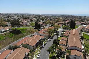 6854 Maple Leaf Dr, Carlsbad, CA 92011 - Photo 53