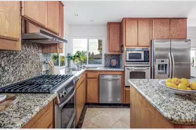 279 1/4 Hillcrest Drive, Encinitas, CA 92024 - Photo 13