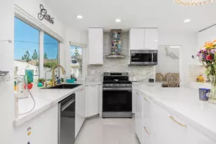 18353 Camberwell Ln, San Diego, CA 92128 - Photo 9