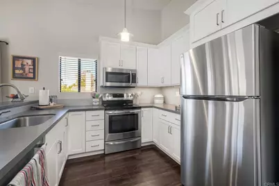 17877 Avenida Cordillera, San Diego, CA 92128 - Photo 5