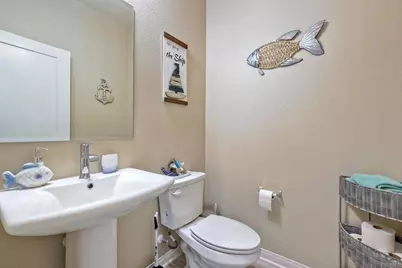 1715 Crabapple Way, Oceanside, CA 92056 - Photo 11