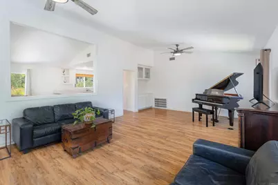 15850 Fecanin Way, Ramona, CA 92065 - Photo 5