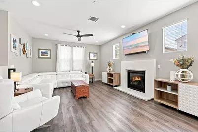4318 Pacifica Way #2, Oceanside, CA 92056 - Photo 3