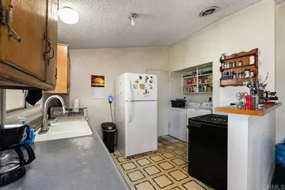 2028 W Maple Avenue, Orange, CA 92868 - Photo 9