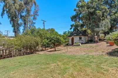 345 Osborne Street, Vista, CA 92084 - Photo 33