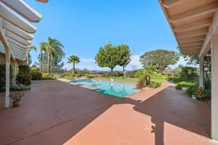 2354 Kimberly Ct, Carlsbad, CA 92008 - Photo 3