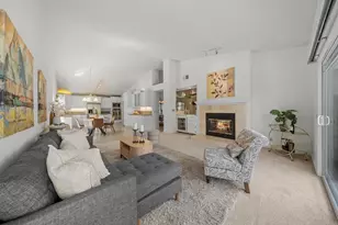 2354 Kimberly Ct, Carlsbad, CA 92008 - Photo 15