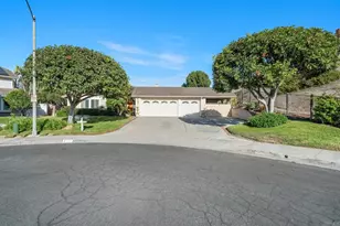 2354 Kimberly Ct, Carlsbad, CA 92008 - Photo 1