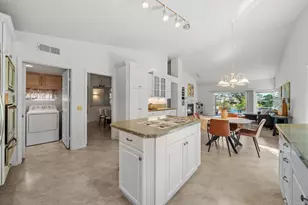 2354 Kimberly Ct, Carlsbad, CA 92008 - Photo 13