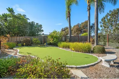 2354 Kimberly Ct, Carlsbad, CA 92008 - Photo 7