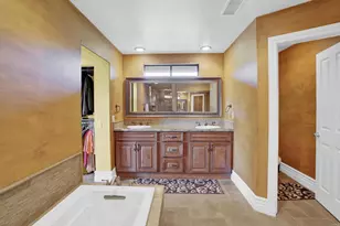 2440 Los Alisos, Fallbrook, CA 92028 - Photo 27