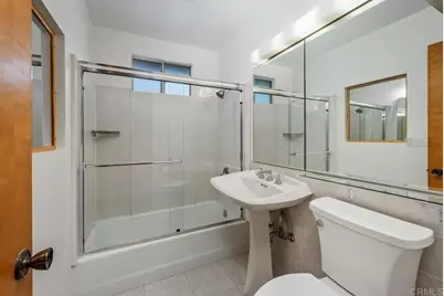 1960 Emerald Street, San Diego, CA 92109 - Photo 15