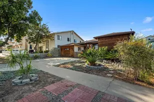 1960 Emerald St, San Diego, CA 92109 - Photo 41