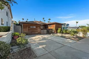 1960 Emerald St, San Diego, CA 92109 - Photo 39