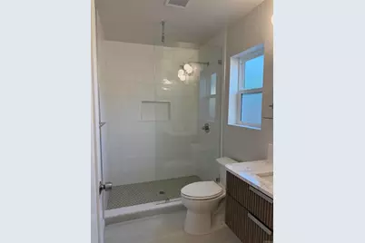 4883 Dixie Dr, San Diego, CA 92109 - Photo 3