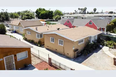 1304 W 93rd Street, Los Angeles, CA 90044 - Photo 9