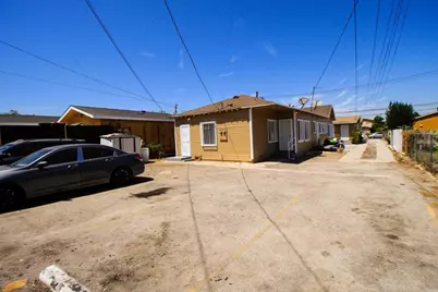 1304 W 93rd Street, Los Angeles, CA 90044 - Photo 17