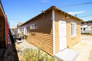 1304 W 93rd St, Los Angeles, CA 90044 - Photo 19