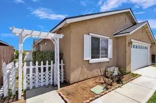 13523 Merry Oaks, Victorville, CA 92392 - Photo 5