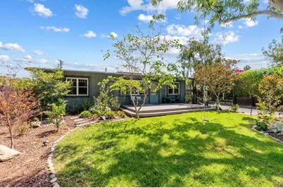 939 Ocean View Avenue, Encinitas, CA 92024 - Photo 3