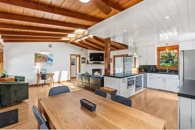 939 Ocean View Avenue, Encinitas, CA 92024 - Photo 13