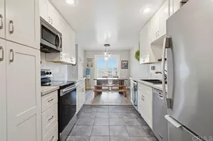 2306 Altisma Way, Carlsbad, CA 92009 - Photo 3