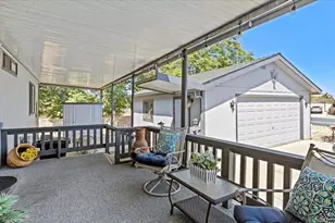 1300 W Menlo Ave, Hemet, CA 92543 - Photo 9