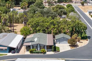 1300 W Menlo Ave, Hemet, CA 92543 - Photo 45