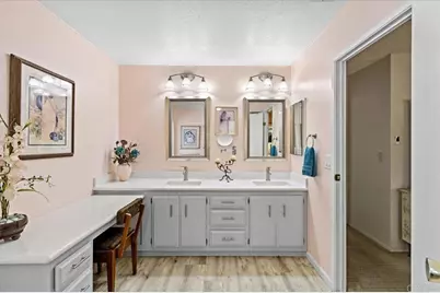 1300 W Menlo Ave #181, Hemet, CA 92543 - Photo 7