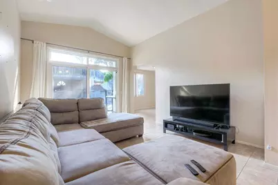 26030 Fox Run Ct, Murrieta, CA 92563 - Photo 5