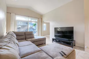 26030 Fox Run Ct, Murrieta, CA 92563 - Photo 5