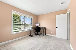 320 Grapevine Rd, Vista, CA 92083 - Photo 17