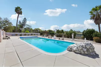 638 Cantara Lane, Vista, CA 92081 - Photo 57