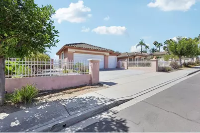 638 Cantara Lane, Vista, CA 92081 - Photo 3