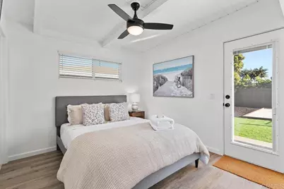 245 Hemlock Avenue, Carlsbad, CA 92008 - Photo 23