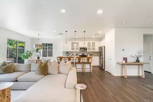 2037 White Alder Ln, Vista, CA 92084 - Photo 7