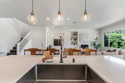 2037 White Alder Lane, Vista, CA 92084 - Photo 15