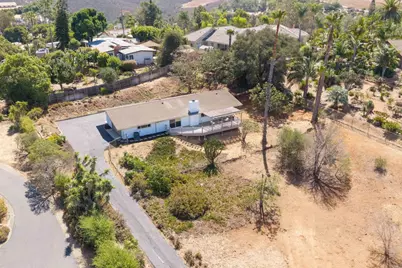 1205 Via Del Cerro, Vista, CA 92084 - Photo 15
